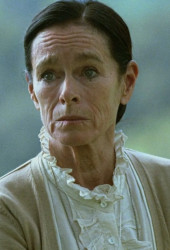 Cristina (Val's grandmother)