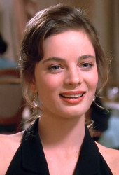 Donna (the girl in the restaurant)