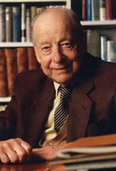 Winston Graham