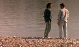 — We are on our way to the ocean. You have never been there, so we decided to go. 
— I think I don't want to go. 
— Then you can't talk about it up there! 
— Yes, I know, I also want to go to the ocean, but... I am afraid. 
— Let me tell you: You don't have to be afraid.
