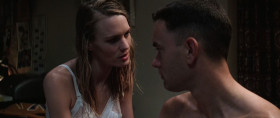 - Have you ever been with a girl, Forrest?
- I sit next to them in my Home Economics class all the time.
