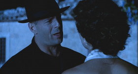 - Anna... we're supposed to be saving you.
- I'm sorry. I got bored, so I saved myself.