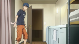 - You're actually pretty bold. Coming in here when a girl is taking a shower.
- It wasn't on purpose!
- It's okay... Now, secretly...
- What are you say?
- Hey, don't you want to do it?
- Do what?!
- Clean the bathtub!