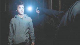 - Potter what are you doing here? Wandering the corridoors of the night.
- I'm a sleep walker.
