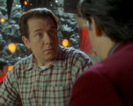 - I think you know what I'm worried about.
- Is it your hair? I know it's falling out!
- Not my hair, my daughter!
- Your daughter?
- Yes, I need to know if your... intentions are honorable.
- No, not really.
- No?!
- Well I can't deny it. I mean, they're bordering, hovering, teetering on the dishonorable.
- He'll have her on her back before you can say, «Happy ever-after».
