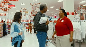 - Is there anyone you don't talk to?
- Why? I engage people. I'm a connector. Human interaction, it's the spice of life. Pardon me, Tracey?
- Mm... Yes.
- That's my daughter's name. Imagine that. Same name as my daughter.