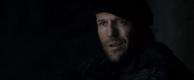 - What's he doing?
- Probably making a bomb.
- You serious?
- Ask him.
- What you doing, Gunner?
- I'm making a bomb. You mind?
- A maniac with brains...
- Scary.