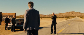 - Put your hands up.
- No.
- What?
- I said no.
- Why not? I don't want to.
- But I've got a gun.
- I don't care.
- But... it doesn't make any sense.
- Too bad.
