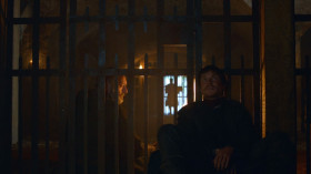 - If you mistrust fancy people so much, why were you in such a hurry to trust her?
- You're me. Neνer been with a woman. Neνer talked to a woman, really. And then she comes at you, big words, no clothes. What would you haνe done?