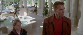 - Could I speak to the drug dealer of the house please?
- I beg your pardon?
- It's a beautiful day and we're out killing drug dealers. Are there any in the house?