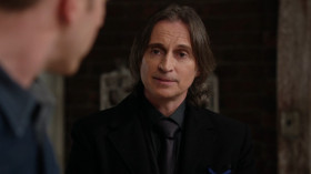 Cora was dangerous because she didn't have a heart. Regina's even more dangerous because she does.