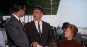 - Oh, sorry. I thought I recognized this lady.
- Did he recognize you?
- No.
- You did not recognize her.