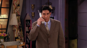 - Hi, Tony, can I call you back? That's, uh... That's my sister's boyfriend.
- Give me that. Okay. Sweetie, before I forget, did I leave my diaphragm at your place? Hi, Mom.