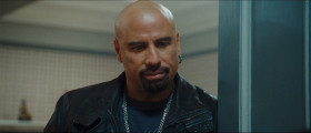 - I fucked up.
- No, you're just in love man. Love is always a bitch.