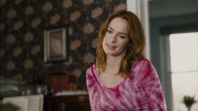 - You know those people are sad.
- You're sad.
- No. I'm depressed. There's a difference.
