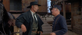 - Hey, mister, you just can't pull the emergency cord and jump off. Tell me, why'd you stop that train? If you want to get off, you... Well, the railroad company would be mighty pleased
to make any arrangements for any passenger if you want to get off here, sir.
- I did get off. Thanks.
