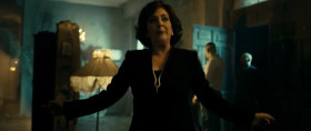 - Pardon the mess But do not expect guests. We have many things to break.
- All children are. Like little brother I wore like crazy all over the house. Thought me maze.
- You have a brother ?
- Not less. But my mother keeps him on a chain .
- Very reasonable. The only way to get them to learn lessons.