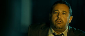 - This is no time to explain. Sit behind the wheel and go.
- I sat down , but because I want to.