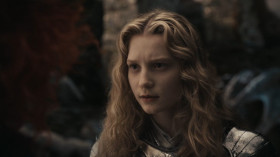 — Hatter, why is a raven like a writing desk?
— I haven't the slightest idea.