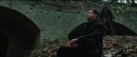 — Donny!
— Yeah?
— Got us a German here who wants to die for country. Oblige him.