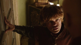 - I don't like threats.
- Who threatened you?
- I'm not Ned Stark. I understand the way this game is played.
- Ned Stark was a man of honor.
- And I am not. Threaten me again and I'll have you thrown into the sea.