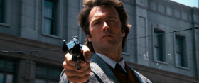 I know what you're thinking: «Did he fire six shots or only five?» Well, to tell you the truth, in all this excitement I kind of lost track myself. But being this is a .44 Magnum, the most powerful handgun in the world and would blow your head clean off. You've got to ask yourself one question: «Do I feel lucky?» Well, do you, punk?