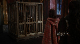 - He's lost his mind.
- On the contrary! Now I have two... two minds!