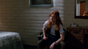 - Hello, Pearl.
- Pearl gets back here. Come here, girl.
- She likes me.
- She likes dead fish too.