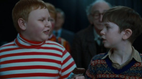 - Would you like some chocolate?
- Sure.
- Then you should've brought some.