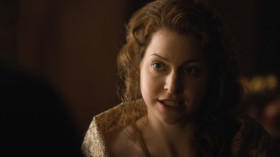 - Is that all it takes to make our friend lose interest in poor Sansa Stark?
- He hasn't spoken to her since the last time, as far as I know. But I don't think he's lost interest.
