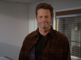- Hey.
- Hey. So, I got this extra kidney I'm not using.