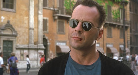 - Enjoying Italy?
- Yeah.
- Yes. I've always had a soft spot in my heart for Roma. I did my first bare-handed strangulation here. Communist politician.
- Why, George, you big softy.
- God, I miss Communism. The Red threat. People were scared... the agency had some respect, and I got laid every night.