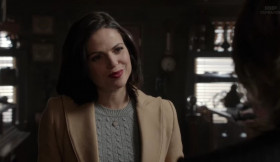 – I want a baby. Will you help me, Mr. Gold?
– I'm flattered, but I guess I passed.
– That's not what we're talking about! 