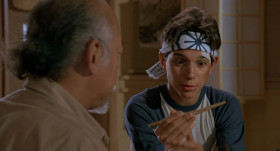 - Hey, Mr. Miyagi, look!
- You, beginner luck.