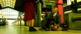 <i>Amélie hands a beggar some money</i>:
- Sorry madam, I don't work on Sundays.
