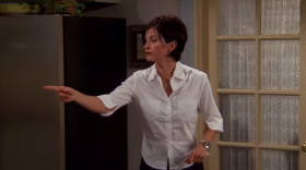 - Look what we almost left!
- That's not mine.
- Look what we almost took!