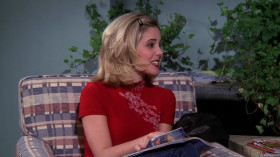 - I talk in my sleep.
- What a coincidence. I listen in my sleep.